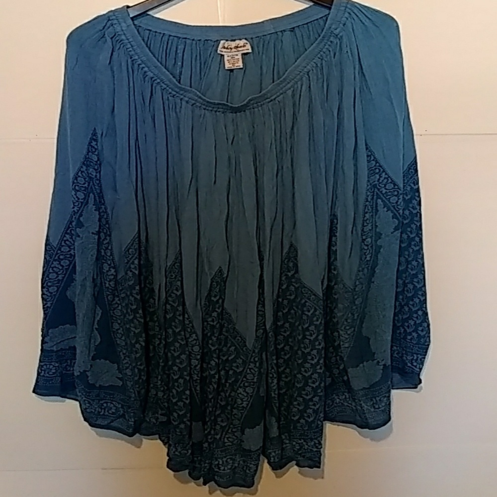 Anthony Richards - Blue Skirt with pattern.