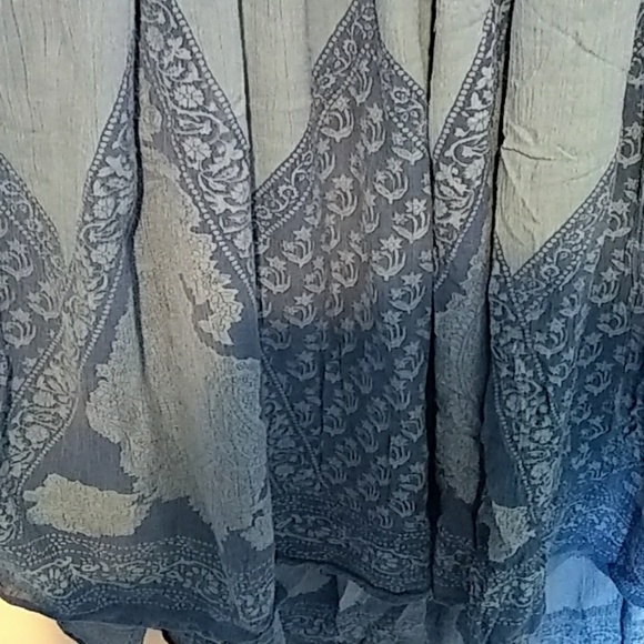 Anthony Richards - Blue Skirt with pattern. - Picture 3 of 4