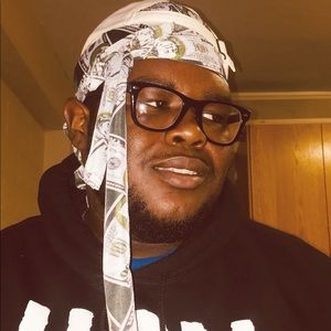 Meet your Posher, Stanley