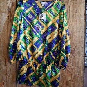 Satin top very nice print NEW