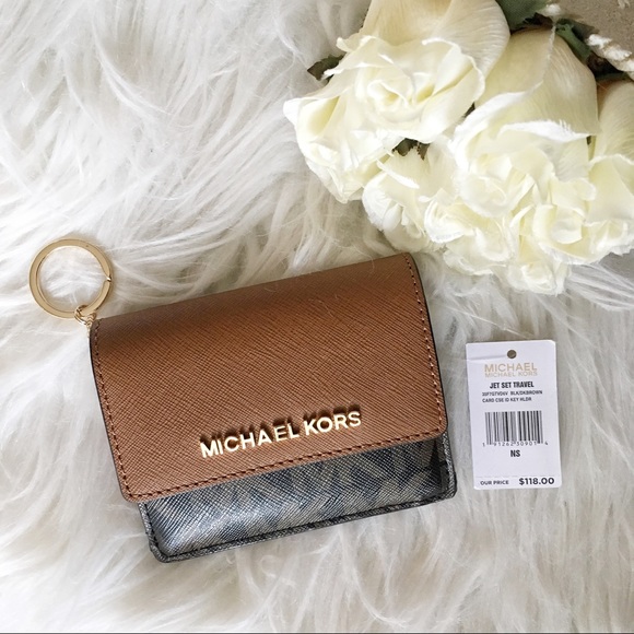 SOLD- NWT Michael Kors jet set wallet coin purse - Picture 1 of 3