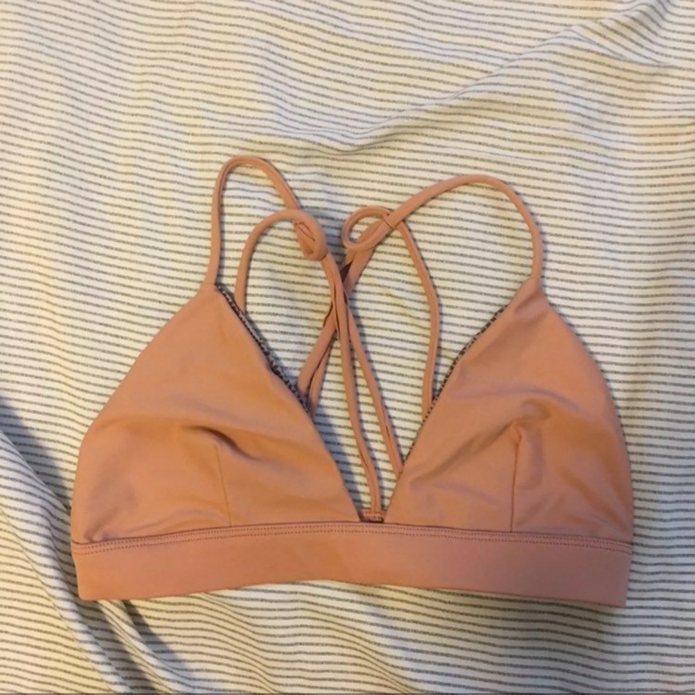 ❌SOLD❌ NWOT Acacia Top - Picture 1 of 3