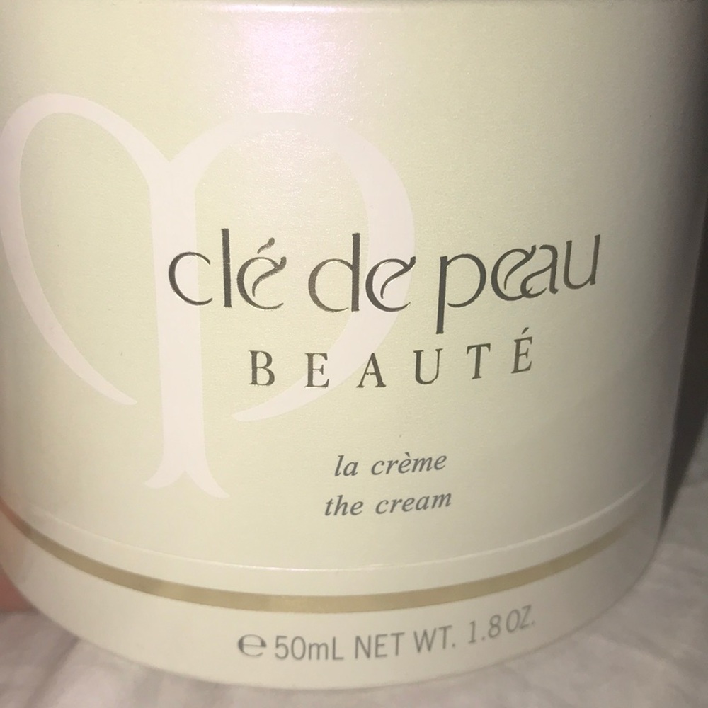 clé de pęau la creme the cream