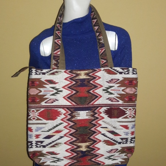 NWT BOHO Chic Bag!! - Picture 5 of 5