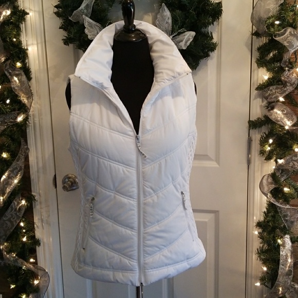 Liz Claiborne Jackets & Blazers - Liz Claiborne puffer vest