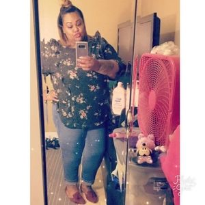 Meet your Posher, Tiffany