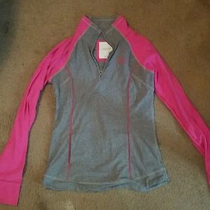 Gilly Hicks pullover