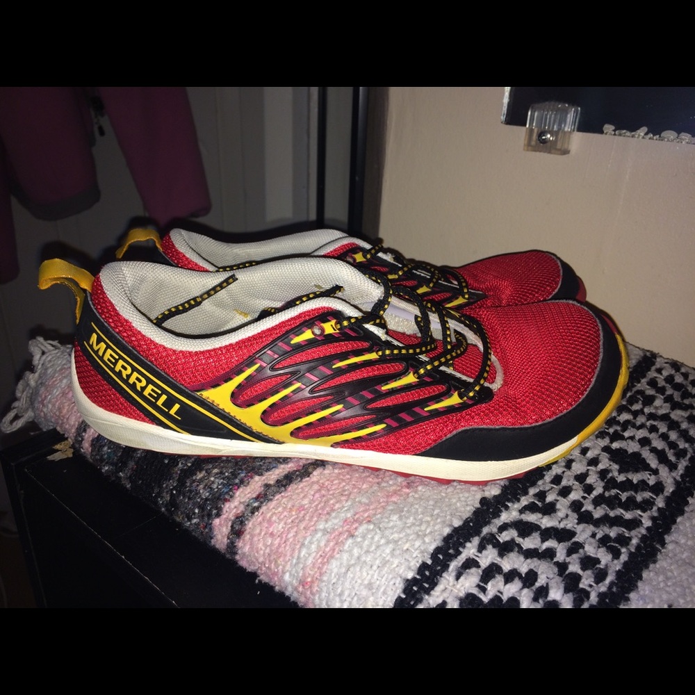 Merrell trail glove shoes size 7 women