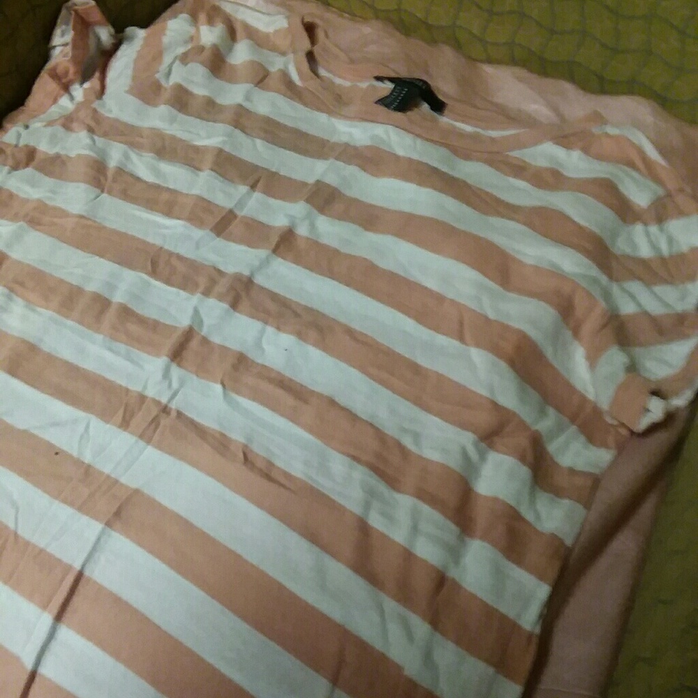 Forever 21 Peach striped shirt M