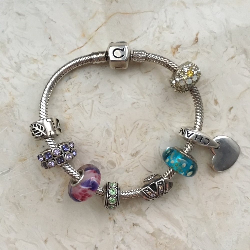 Camilla bracelet and beads