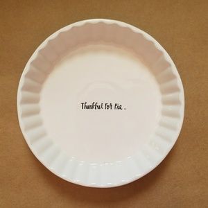 Rae Dunn 'Thankful for Pie' pie dish