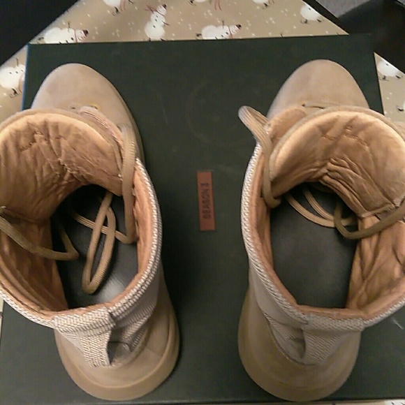 Yezzy Boot\'s