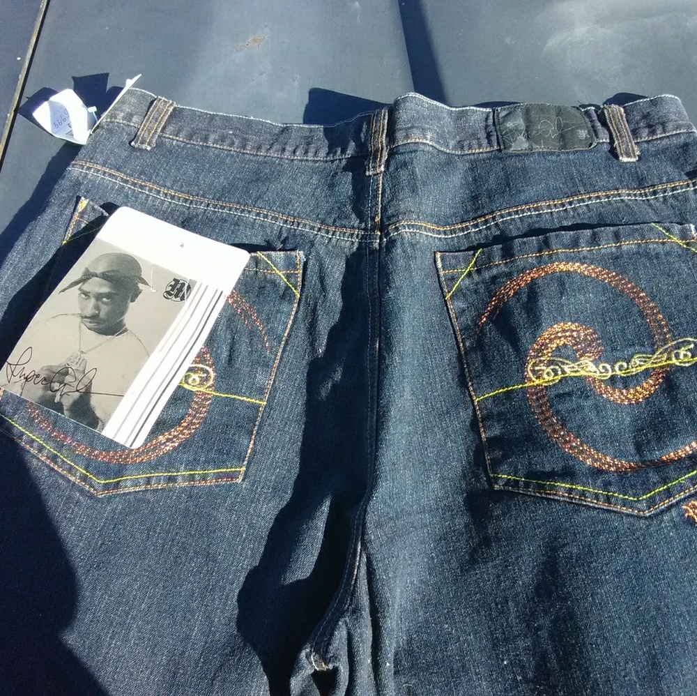 NWT 38" mackavelli jeans