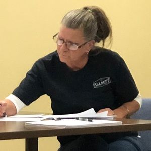 Meet your Posher, Debra