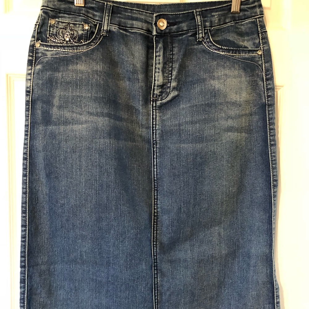 Christopher & Banks Denim Skirt - Size 6P