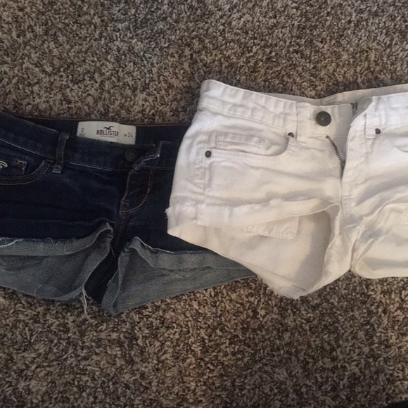 Shorts - Picture 2 of 4