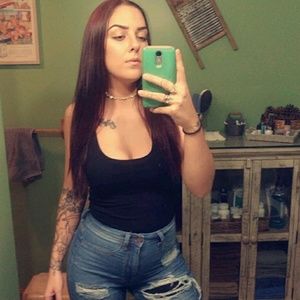 Meet your Posher, Rebekah