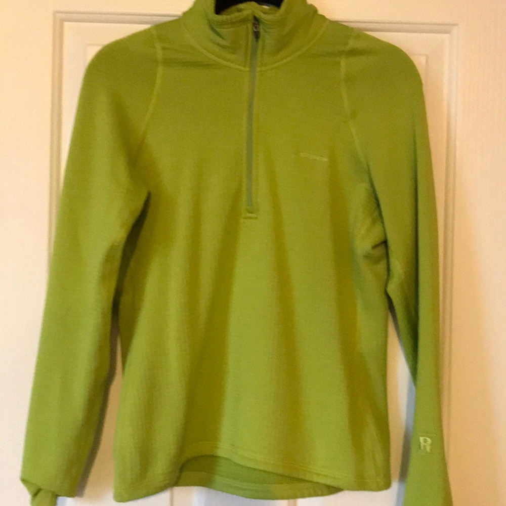 Patagonia small green R1 sweatshirt