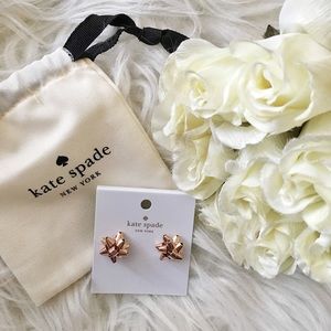 Kate Spade New York Bow stud earrings | NEW