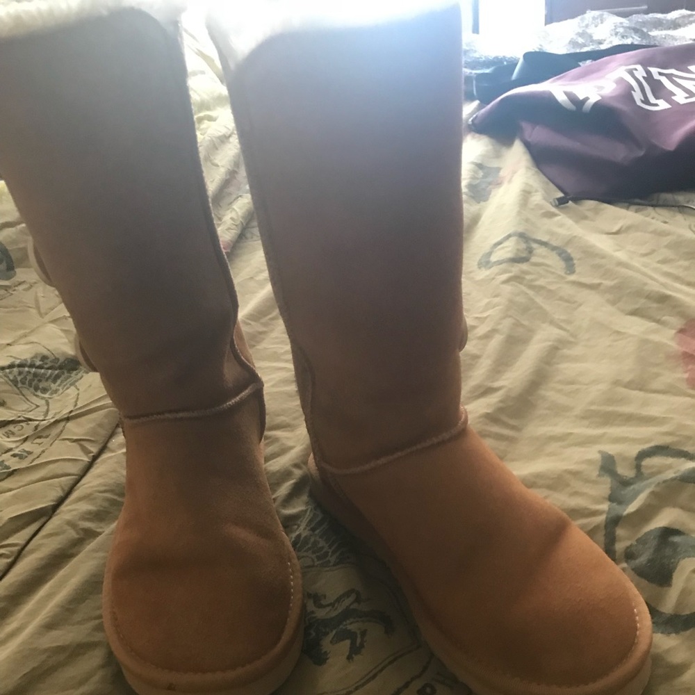 Uggs boots