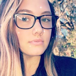 Meet your Posher, Robyn