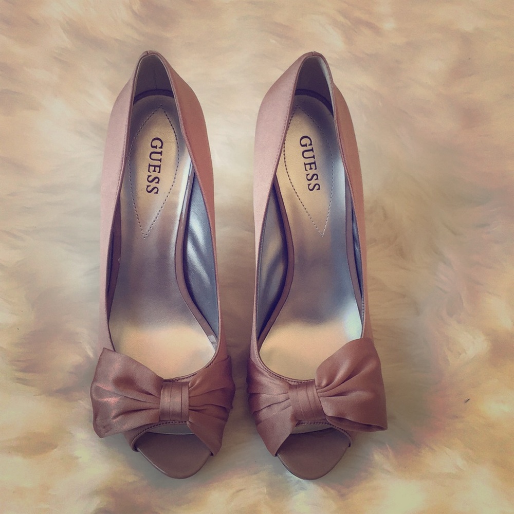 Satin Guess Pumps