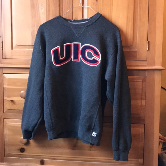 uic crewneck