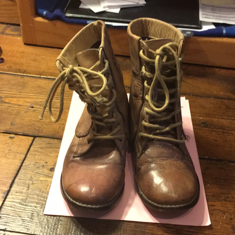 MIA leather boots