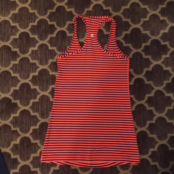 Lululemon Crop Legging and Tank Set- Size 6 - Picture 5 of 5