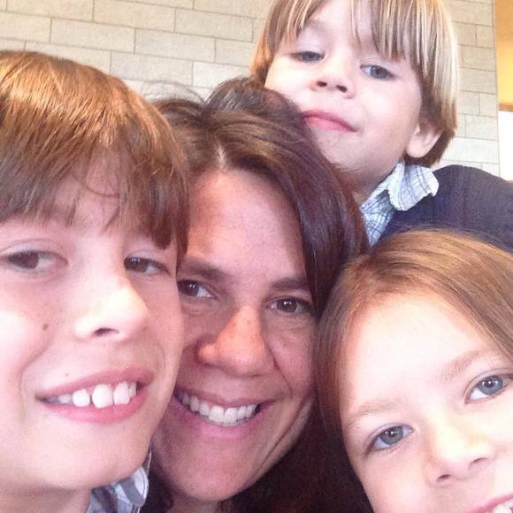 Meet your Posher, Christie - Picture 1 of 1