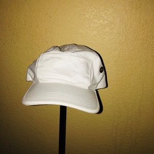 Duck beak hat