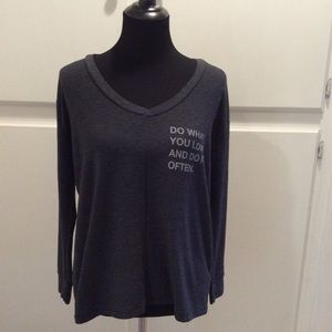 Good Hyouman gray v-neck sweatshirt