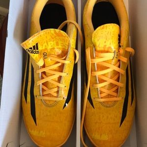 Men’s Messi Adidas indoor soccer shoes cleats sz12
