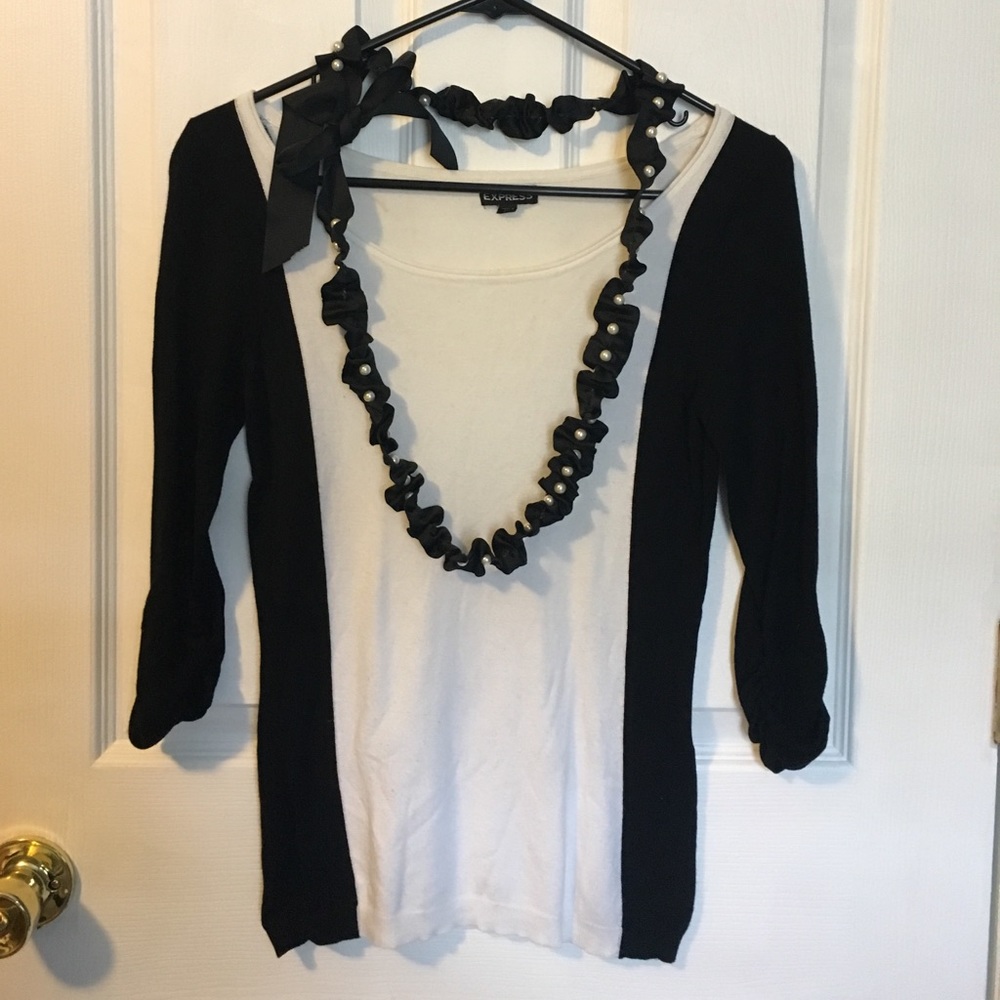 Lightweight Express sweater for work