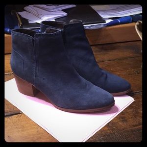 Aldo suede navy booties