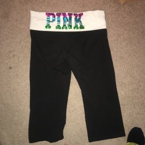 Victoria’s Secret PINK yoga capri pants