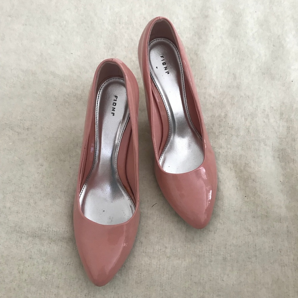 FIONI Heels
