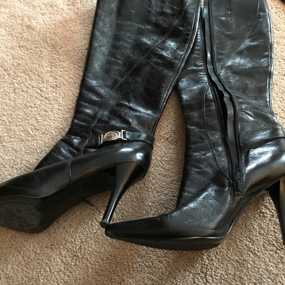 Black Bandolino stiletto heel boots