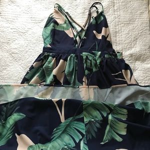 L’ATISTE Palm Print maxi Dress