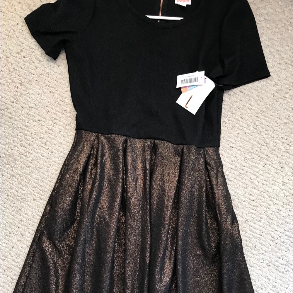 LuLaRoe Large Amelia