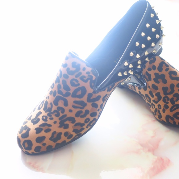 Leopard Spiked Loafs Faux Suede and Leather Flats - Picture 3 of 8
