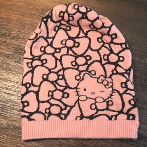 Slouch Hello Kitty Beanie