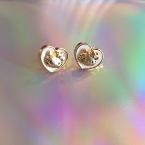 HELLO KITTY EARRINGS