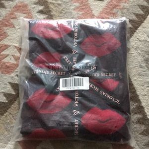 Victoria’s Secret blanket