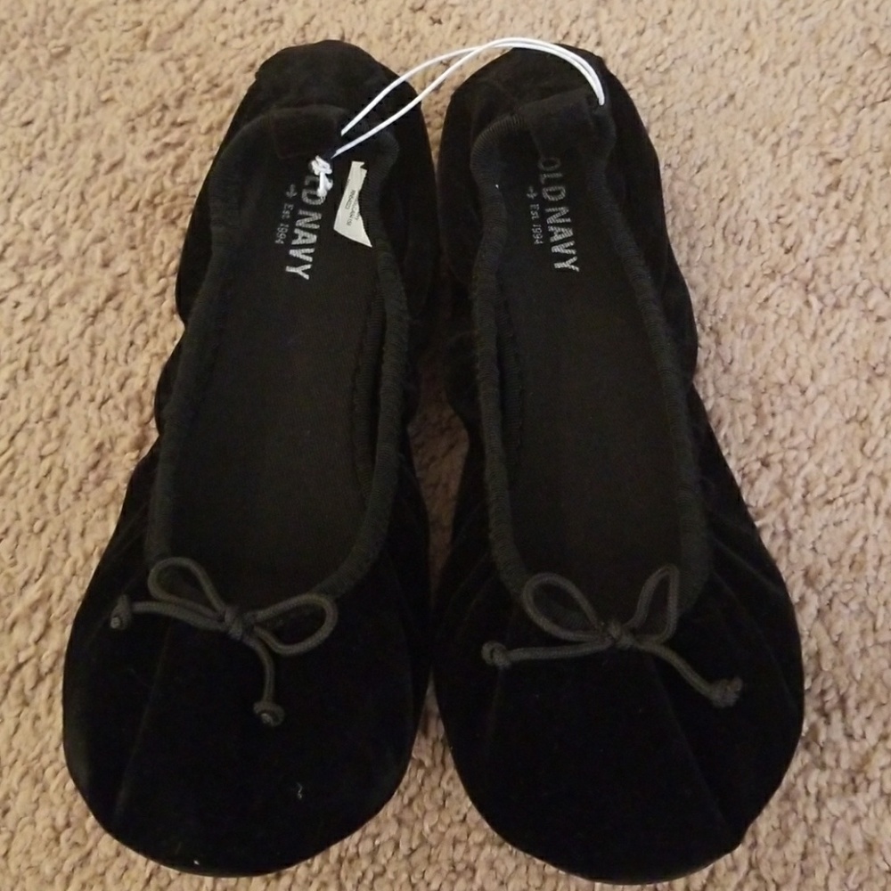 Shoes flats never worn velvet