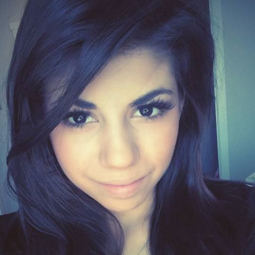 Meet your Posher, Marissa