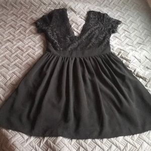 Very cute lace detail LBD! Perfect for parties!