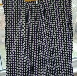 Calvin Klein sleeveless shell. GENTLY WORN