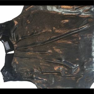 Bronze pleated shell