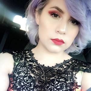 Meet your Posher, Melissa stephania